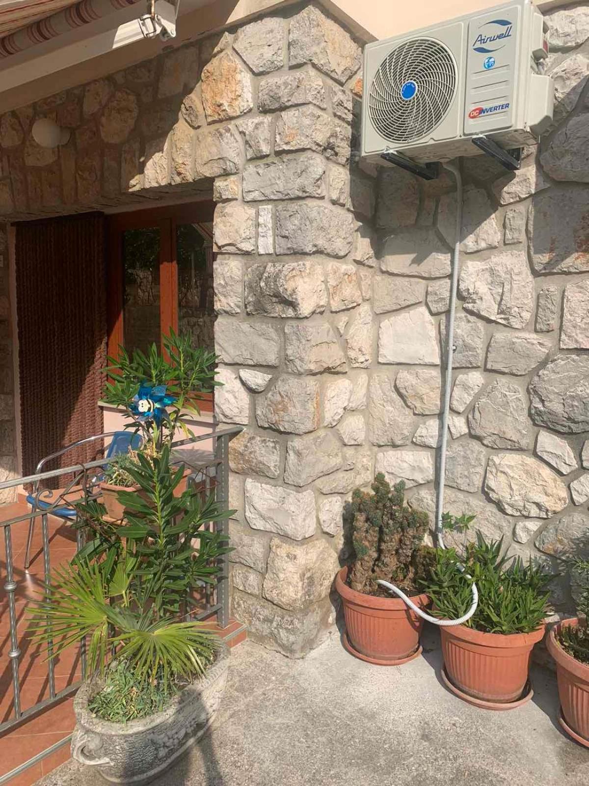 Room Vera- With Airconditioning And Free Parking Moscenicka Draga Exterior photo